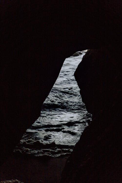 洞内 · 免费素材图片