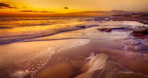 黄金时段的海滨摄影 · 免费素材图片