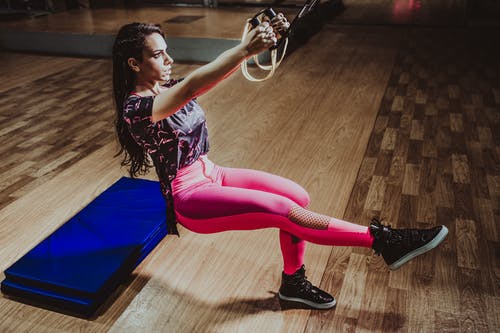 做运动的女人 · 免费素材图片