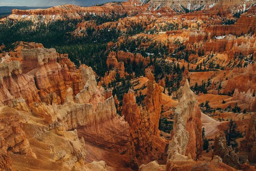 白天岩层的照片 · 免费素材图片