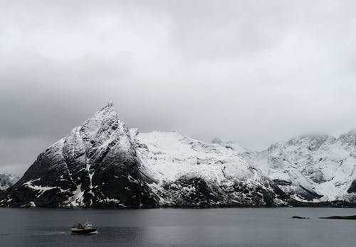 雪山照片 · 免费素材图片