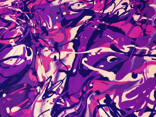 紫色，白色，黑色和粉红色的抽象绘画 · 免费素材图片