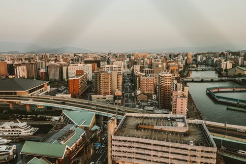 白天鸟瞰城市 · 免费素材图片