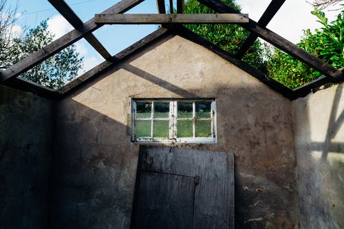 棕色房屋框架 · 免费素材图片