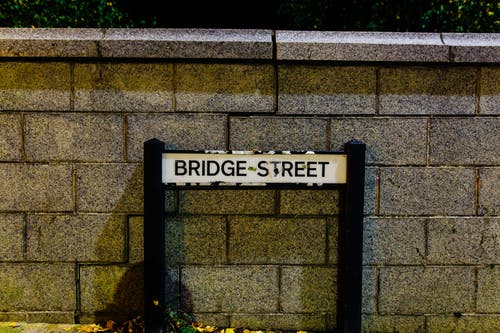 桥街标牌 · 免费素材图片
