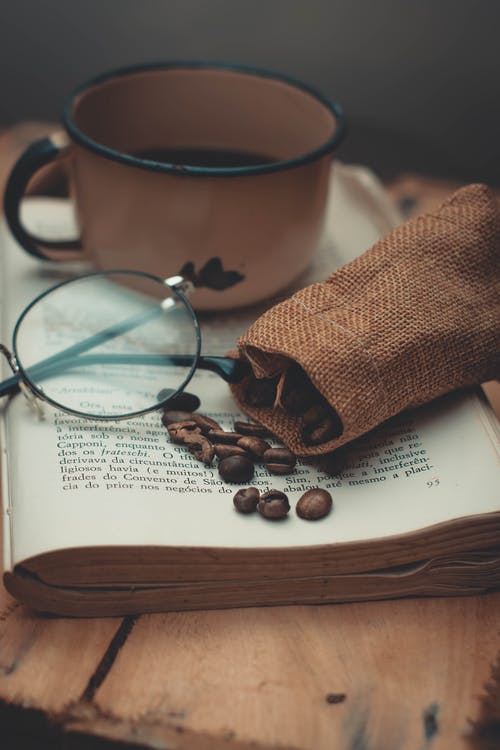 一袋咖啡豆 · 免费素材图片