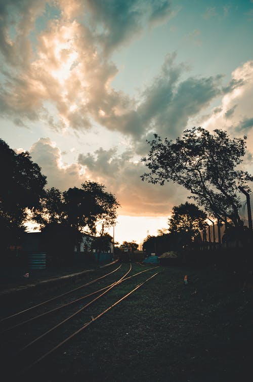 有关交通系统, 剪影, 天空的免费素材图片