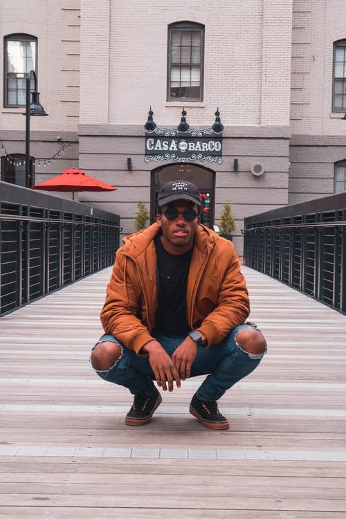 桥上人 · 免费素材图片