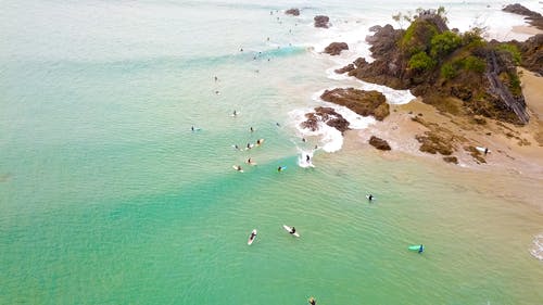 白天，海滨鸟瞰 · 免费素材图片