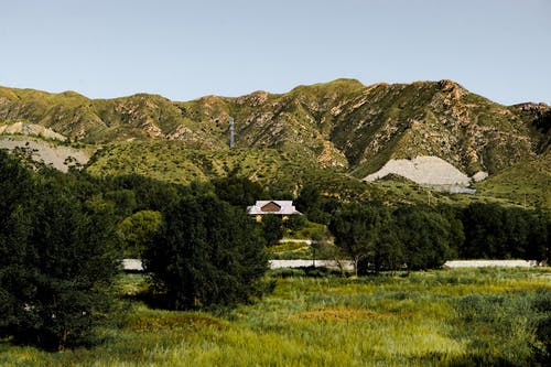 白天山的风景照片 · 免费素材图片