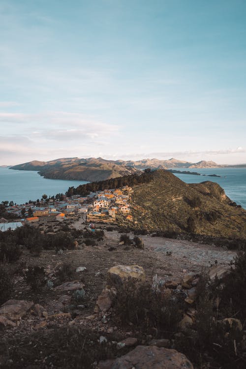 白天山的风景照片 · 免费素材图片