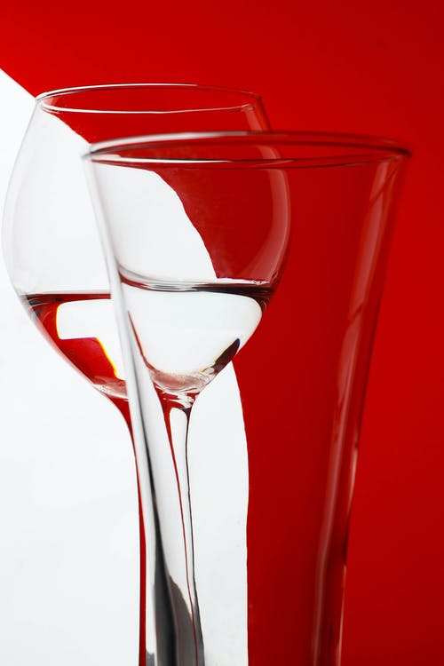透明长柄酒杯 · 免费素材图片