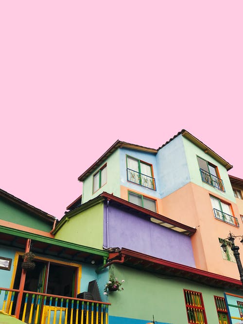 色彩缤纷的房子 · 免费素材图片