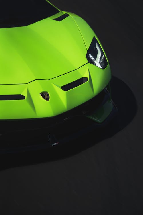 绿色兰博基尼豪华车 · 免费素材图片