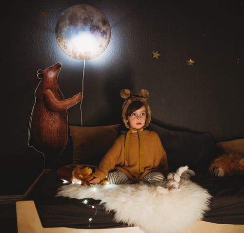 孩子准备上床睡觉 · 免费素材图片