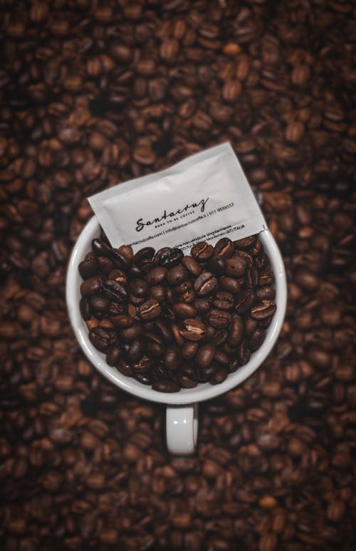 杯咖啡豆 · 免费素材图片