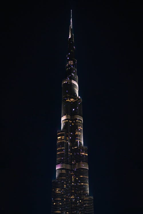 迪拜哈利法塔，迪拜在晚上 · 免费素材图片