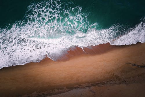 海泡沫航拍 · 免费素材图片