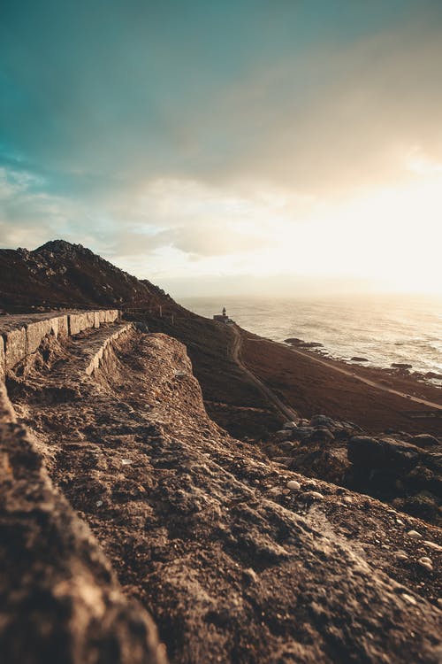 落基山白天 · 免费素材图片