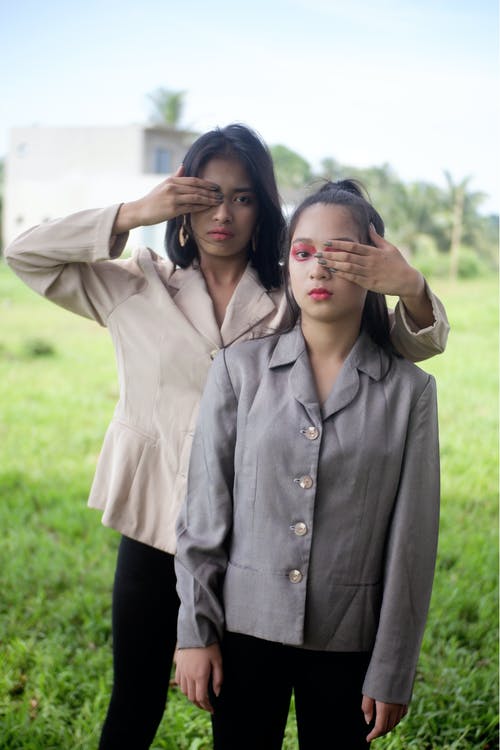 两个亚洲女人 · 免费素材图片