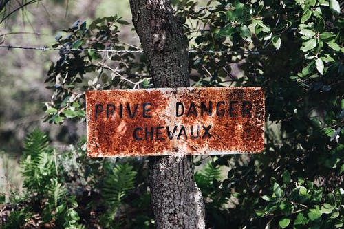 Prive Danger Chevaux标牌 · 免费素材图片