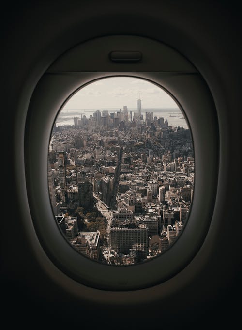 飞机窗 · 免费素材图片