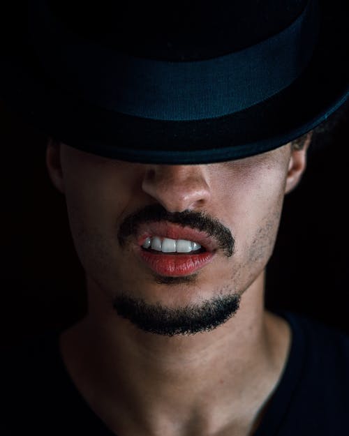 戴黑帽子的男人黑胡子 · 免费素材图片