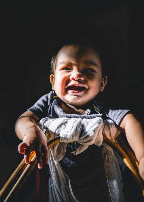 婴儿学步车的快乐民族婴儿 · 免费素材图片