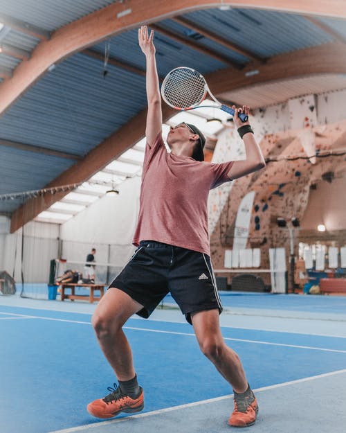 男子打网球的照片 · 免费素材图片