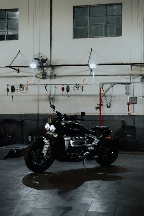 黑色和银色运动自行车 · 免费素材图片