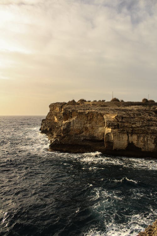 有关垂直拍摄, 天性, 岩石形成的免费素材图片
