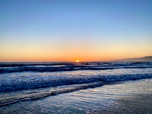 有关太阳, 威尼斯海滩, 招手的免费素材图片