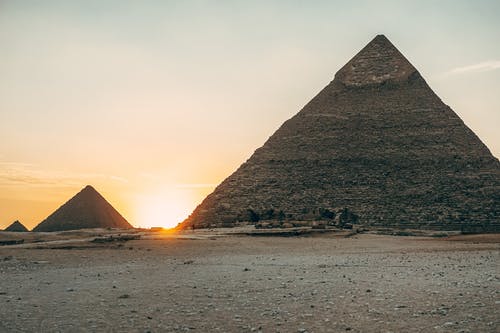 日落期间的埃及金字塔 · 免费素材图片