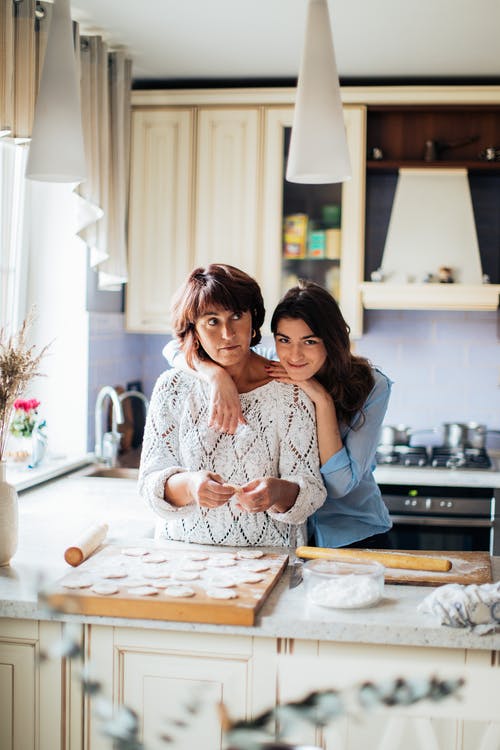 有关享受, 女人, 妈妈和女儿的免费素材图片