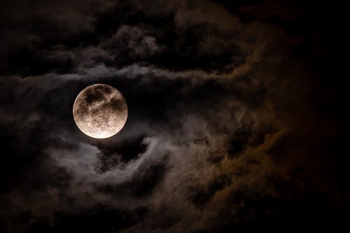 满月的照片 · 免费素材图片