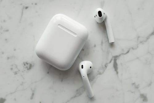 有关airpods, 可携式, 套子的免费素材图片