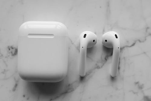 有关airpods, 可携式, 套子的免费素材图片