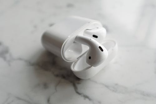 有关airpods, 可携式, 套子的免费素材图片