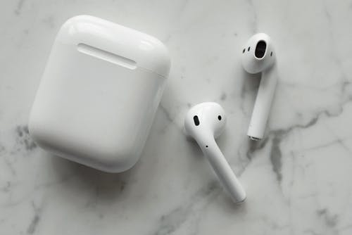 有关airpods, 可携式, 套子的免费素材图片