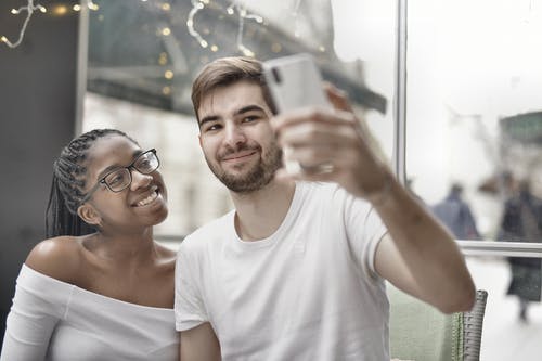 有关一对, 人, 女人的免费素材图片