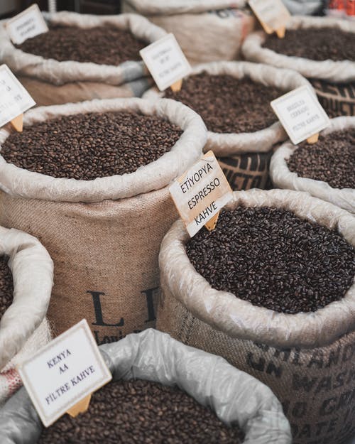 麻袋咖啡豆 · 免费素材图片