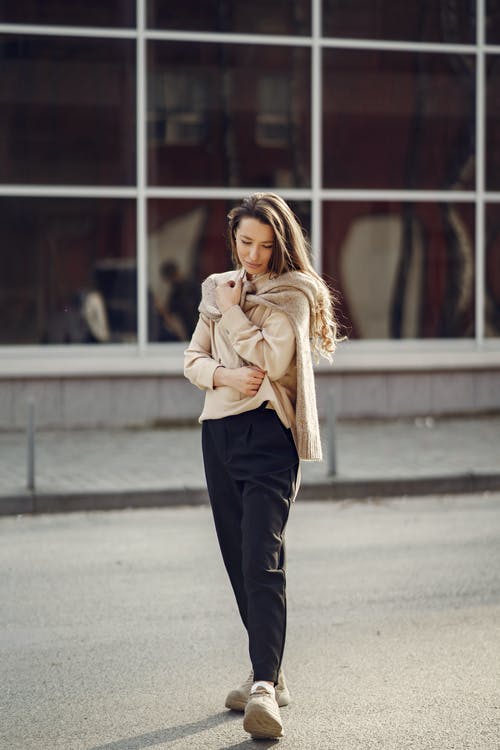 有关人行道, 信心, 停车场的免费素材图片