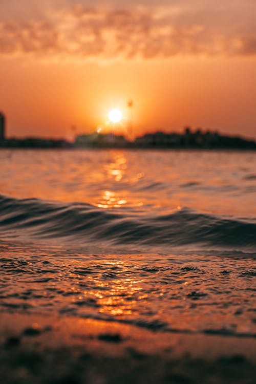 波在黎明时的风景名胜照片 · 免费素材图片