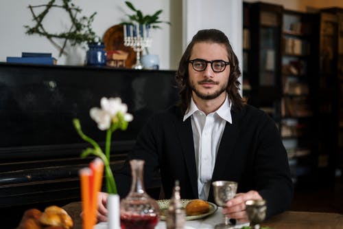 有关challah的, hanukkiah, 人的免费素材图片