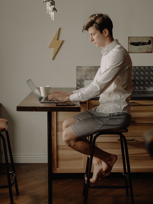 有关MacBook, 下划线, 人的免费素材图片