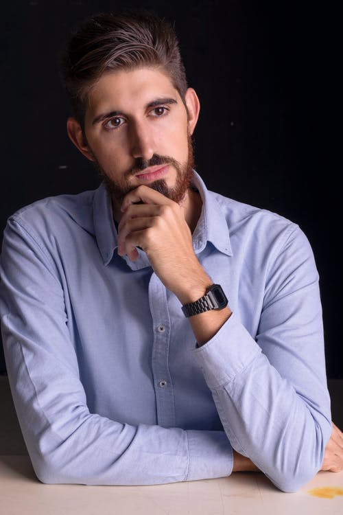 有关人, 垂直拍摄, 思想的免费素材图片