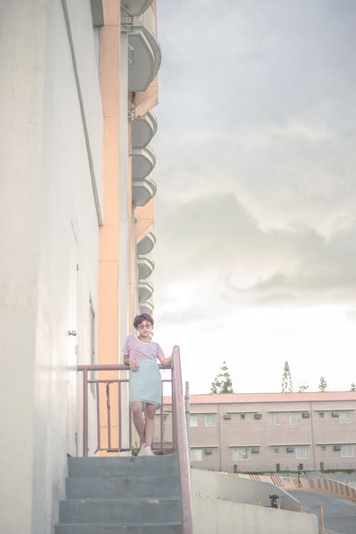 有关垂直拍摄, 拍照片, 混凝土楼梯的免费素材图片