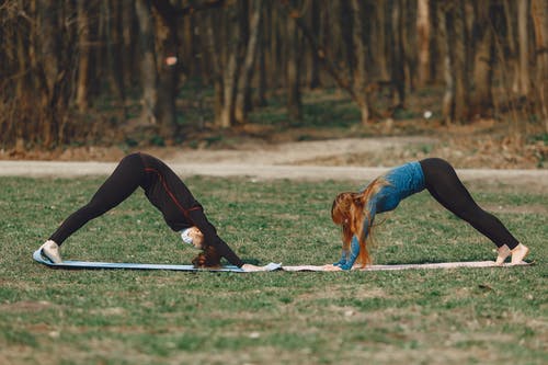 有关adho mukha svanasana, Copyspace, covid-19的免费素材图片