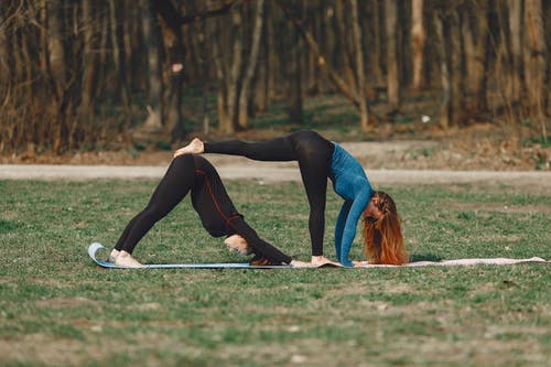 有关adho mukha svanasana, Copyspace, eka pada adho mukha svanasana的免费素材图片