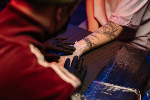 有关乳胶手套, 创建, 刺青的免费素材图片